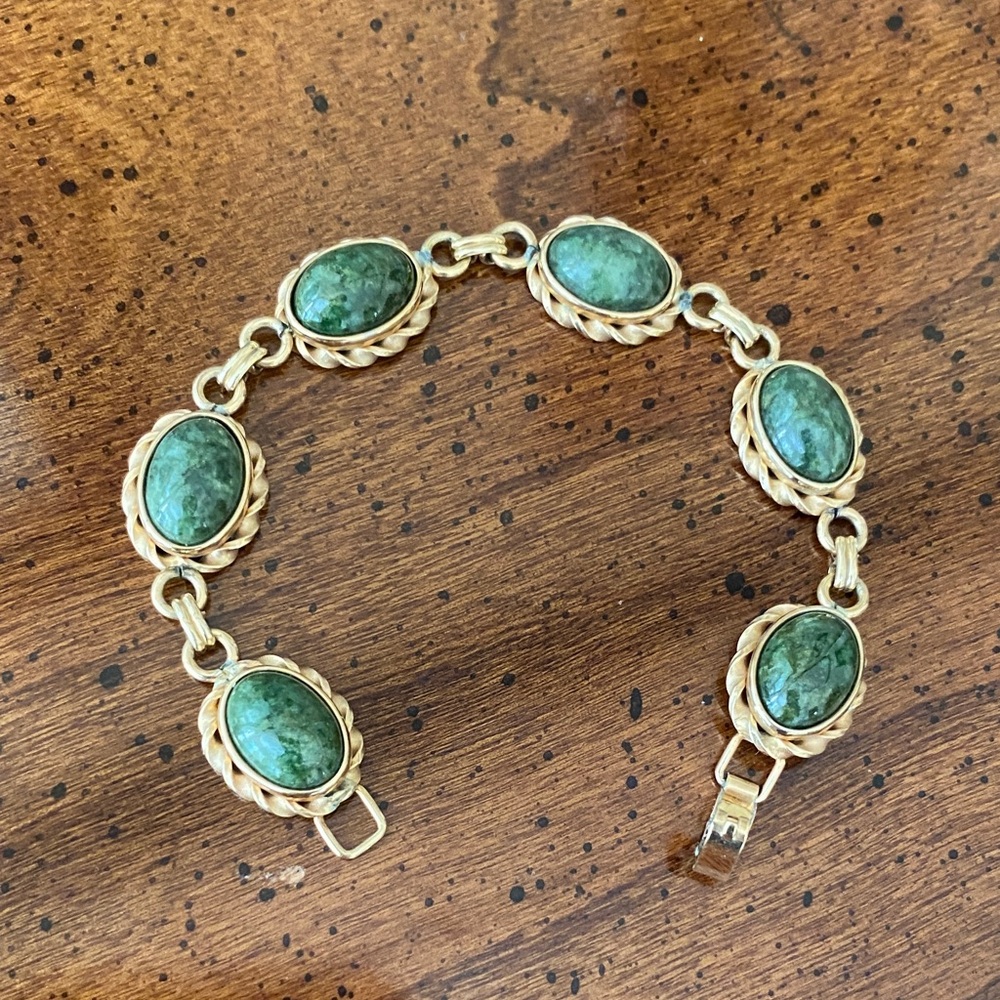 Elegant Gold and Green Bracelet